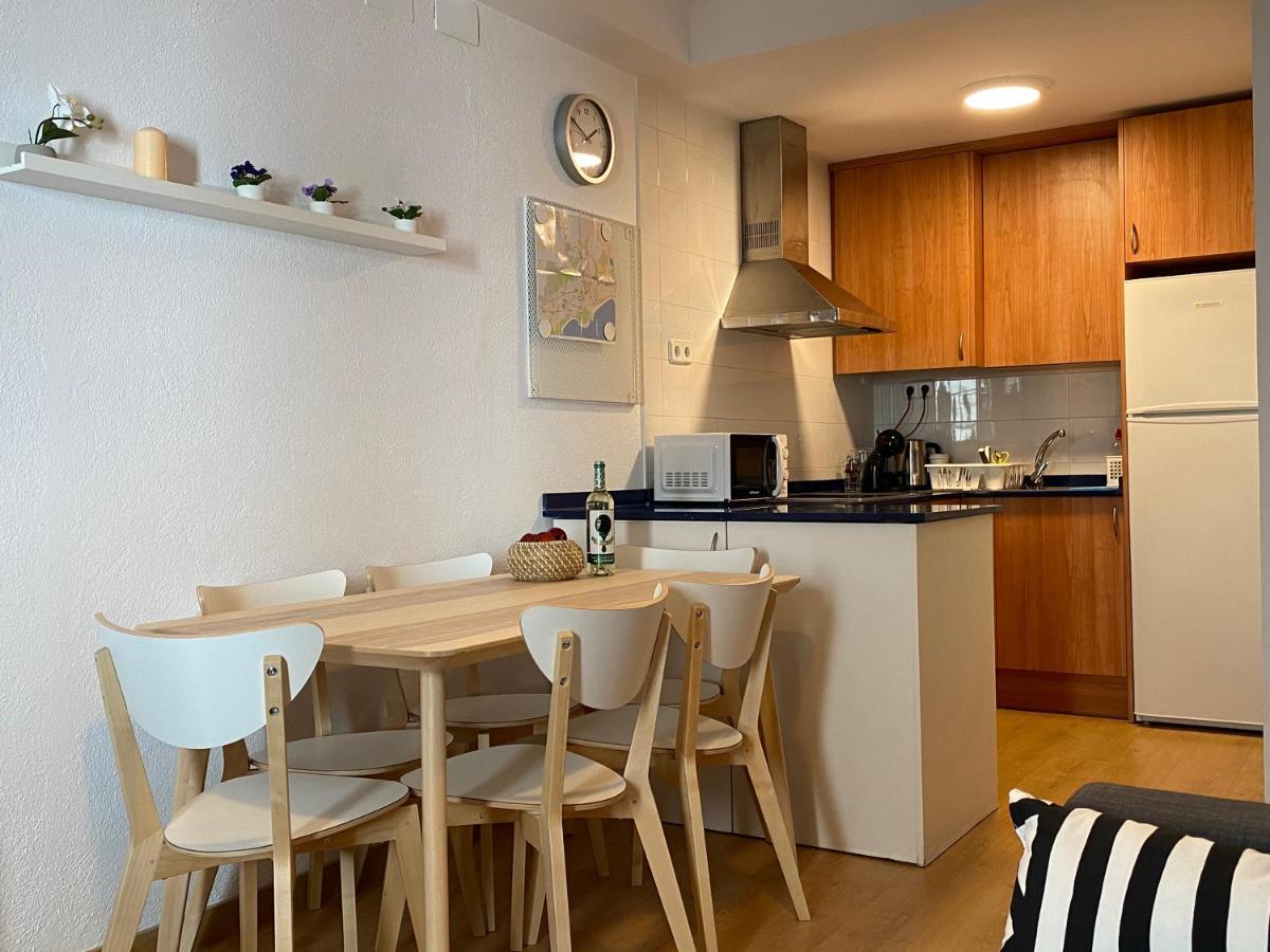 Apartments Sant Lluis Center, 2 Min Walk From The Sea Lloret de Mar Luaran gambar