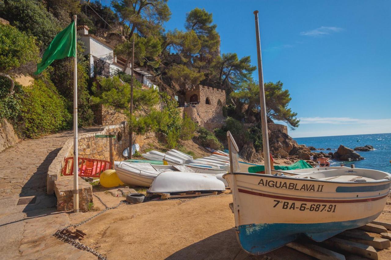 Apartments Sant Lluis Center, 2 Min Walk From The Sea Lloret de Mar Luaran gambar