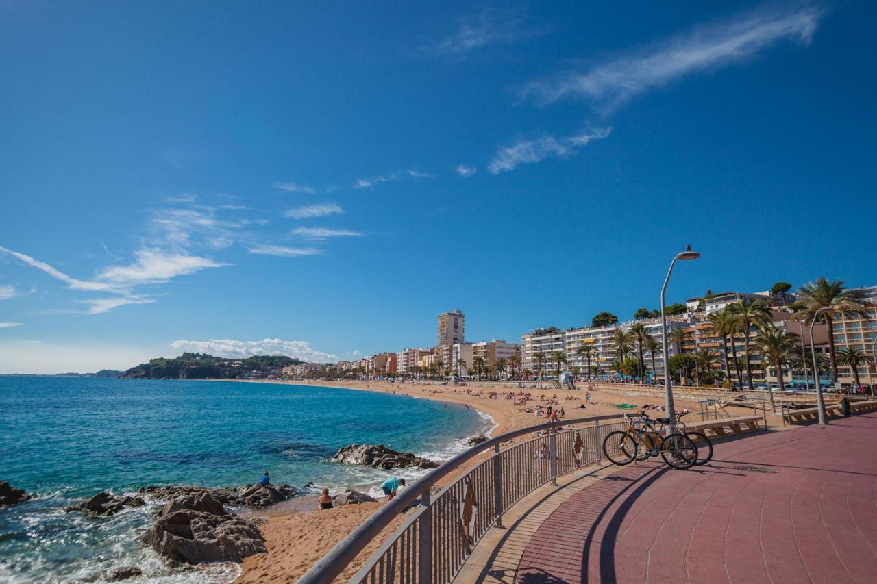 Apartments Sant Lluis Center, 2 Min Walk From The Sea Lloret de Mar Luaran gambar